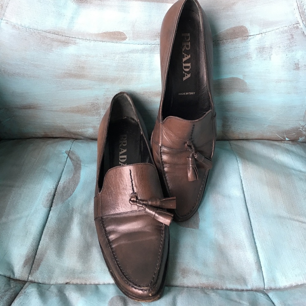 Prada loafers with kitten heel brown